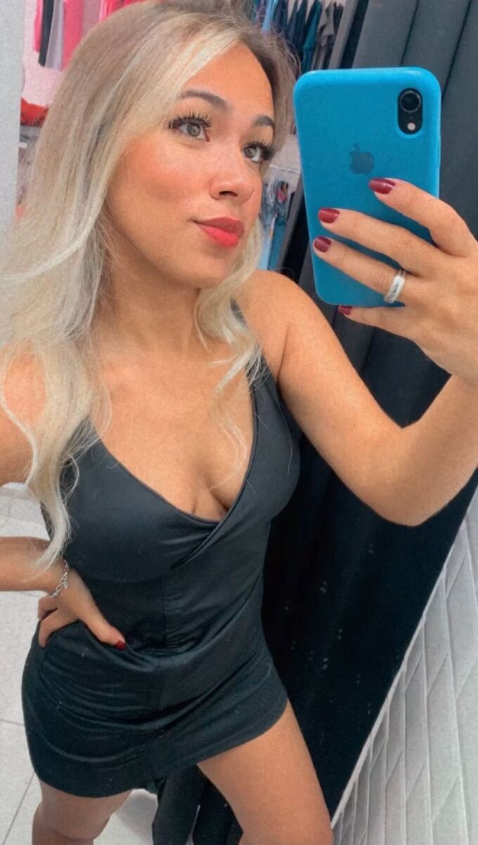 Vestido com decote bojo e amarracao 1